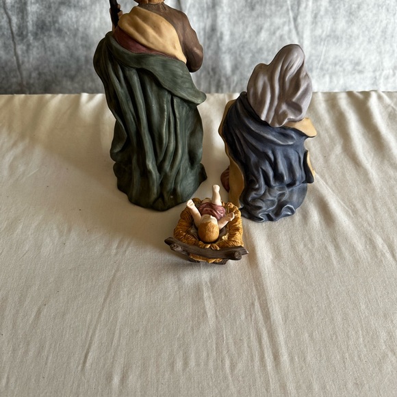 NATIVITY SET HOLY FAMILY CERAMIC MADE IN CHINA FOR PIECES - Picture 7 of 9
